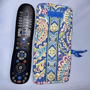 Vera Bradley Velcro Wallet Blue green purple